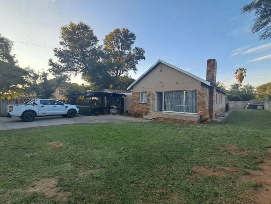 To Let 4 Bedroom Property for Rent in Bedelia Free State